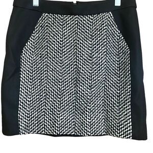 J Crew Women’s Size 2  Black White Skirt Mini 100% Wool